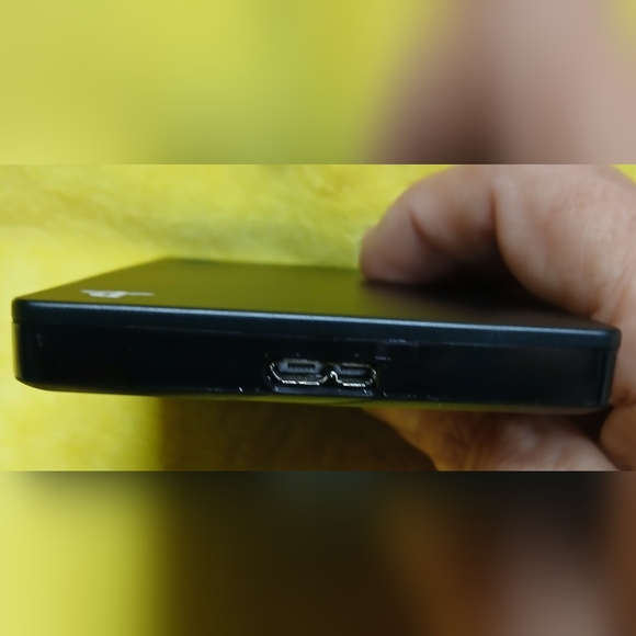 Seagate 2TB External Game Drive/ Hard Drive - Picture 5 of 7